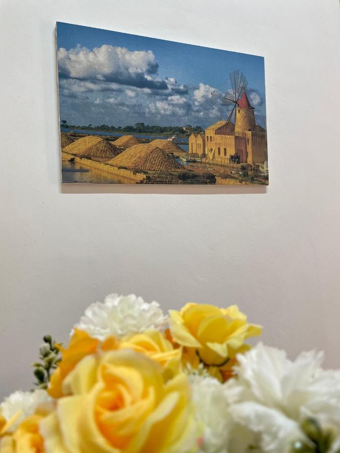 Calici Di Marsala - Via Roma 73 Apartment ภายนอก รูปภาพ