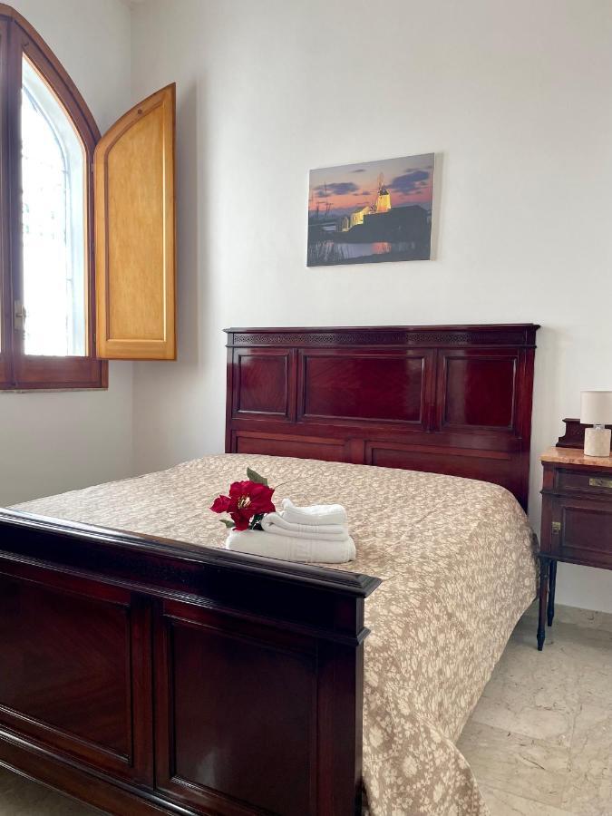Calici Di Marsala - Via Roma 73 Apartment ภายนอก รูปภาพ